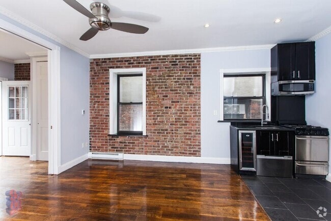 Building Photo - 434 W 52nd St