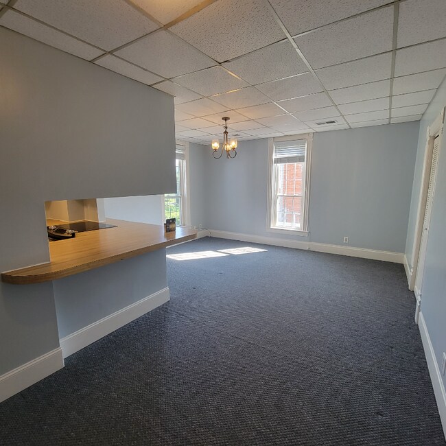 Building Photo - 609 E Watauga Ave