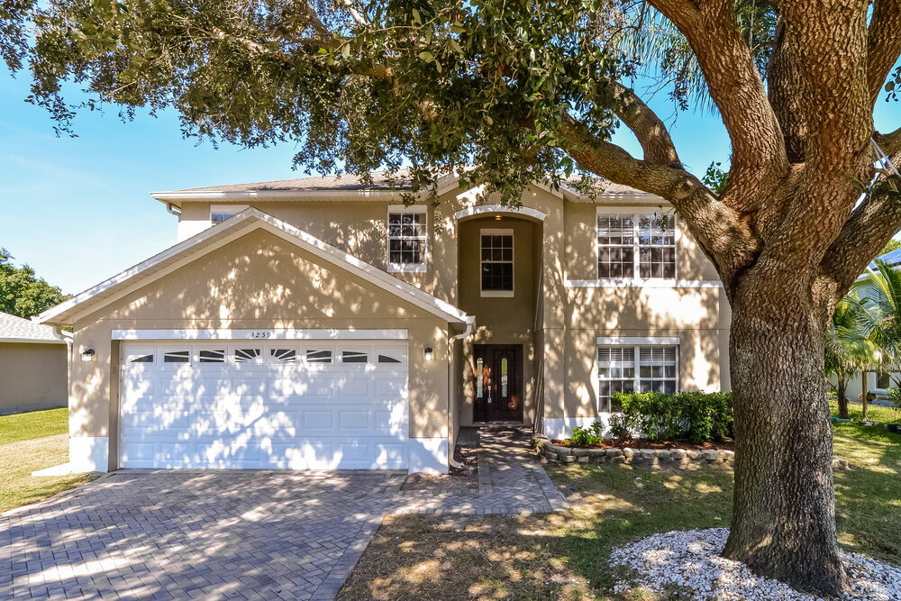 Primary Photo - 1239 Juniper Hammock St