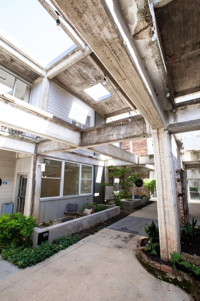 Photo - Live/Work Opportunity in Sought after Stud... Townhome