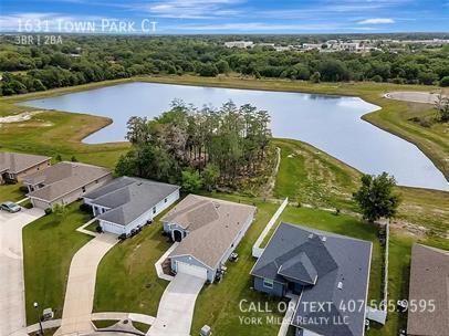 Building Photo - 1631 Town Park Ct