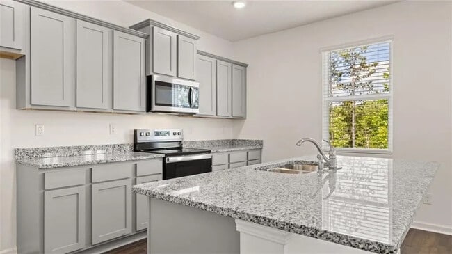 Building Photo - Room in Single Family Home on Aster Ave