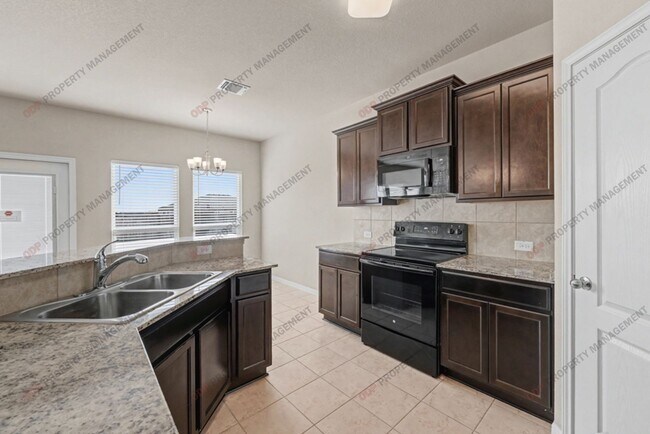 Foto del edificio - 4713 Highmont Dr