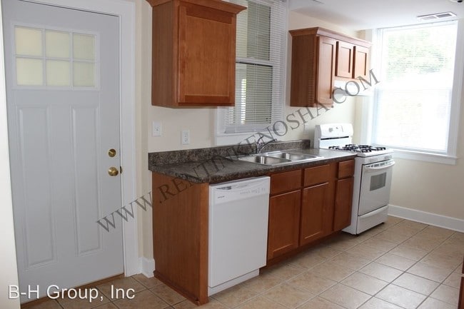 Building Photo - 1351 52nd St
