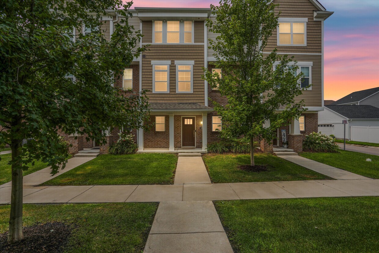 Foto principal - 2500 Normandy Rd