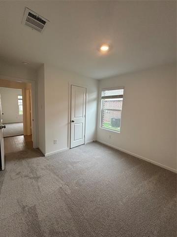 Foto del edificio - 716 Haskell Dr