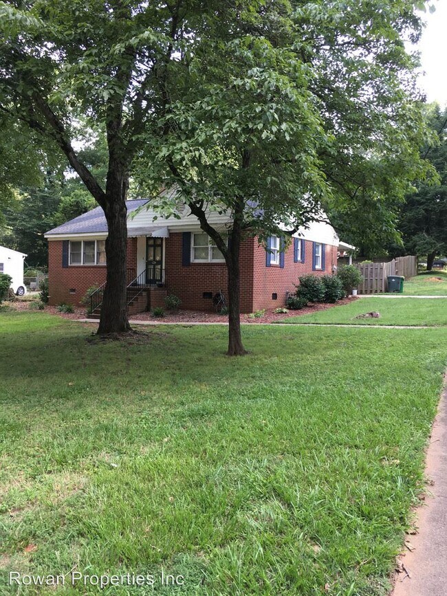 Building Photo - 3 br, 1 bath House - 124 S Milford Dr