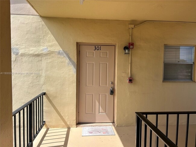Building Photo - 201 Berkley Rd