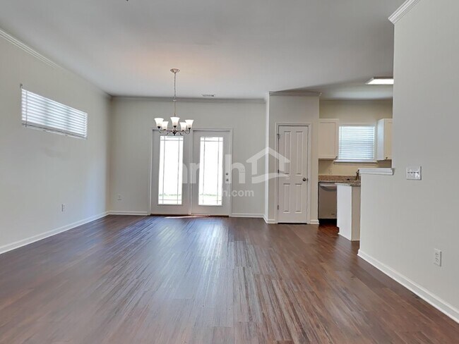 Foto del edificio - 625 Summer Hill Way
