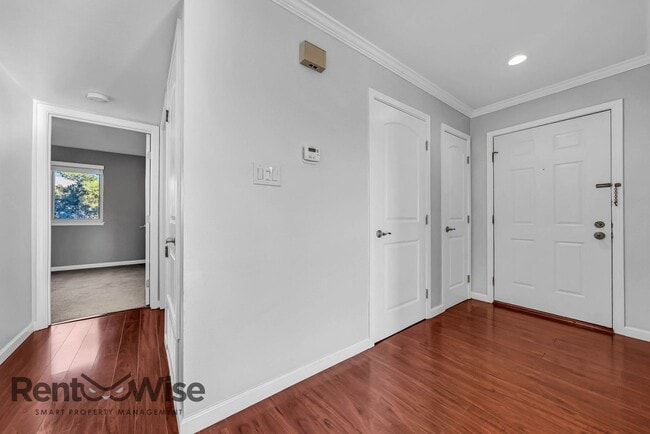 Foto del edificio - 963 Ridgeview Ct