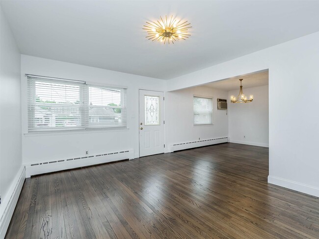 Foto del edificio - 45 Firwood Rd