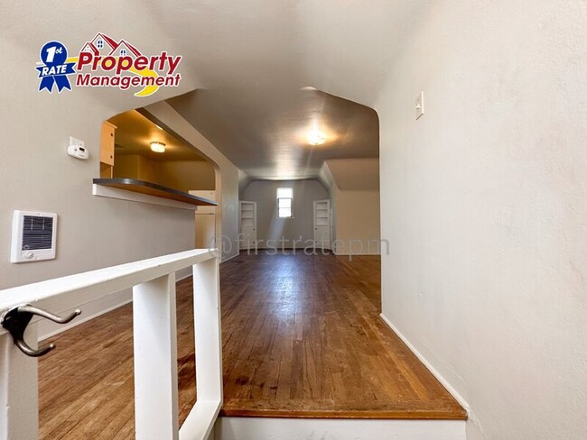 Foto del edificio - 1717 W Jefferson St