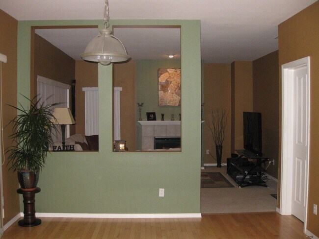 Foto del edificio - 6710 Perry Ave SE
