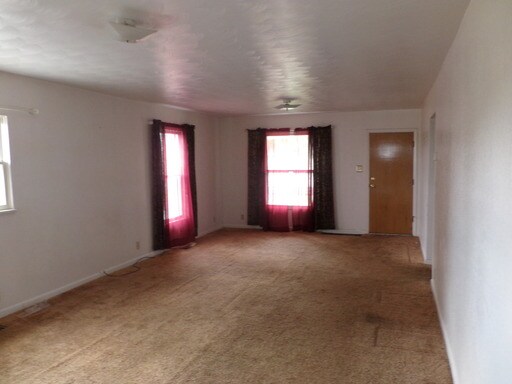 Building Photo - 2203 County Farm Rd