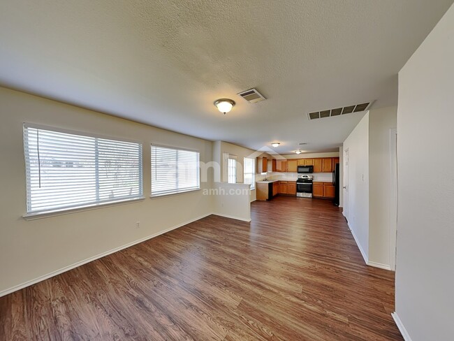 Building Photo - 11145 Franklins Tale Loop