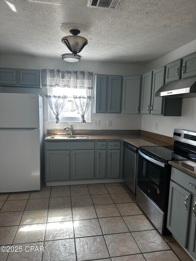 Foto del edificio - 636 W Caladium Cir