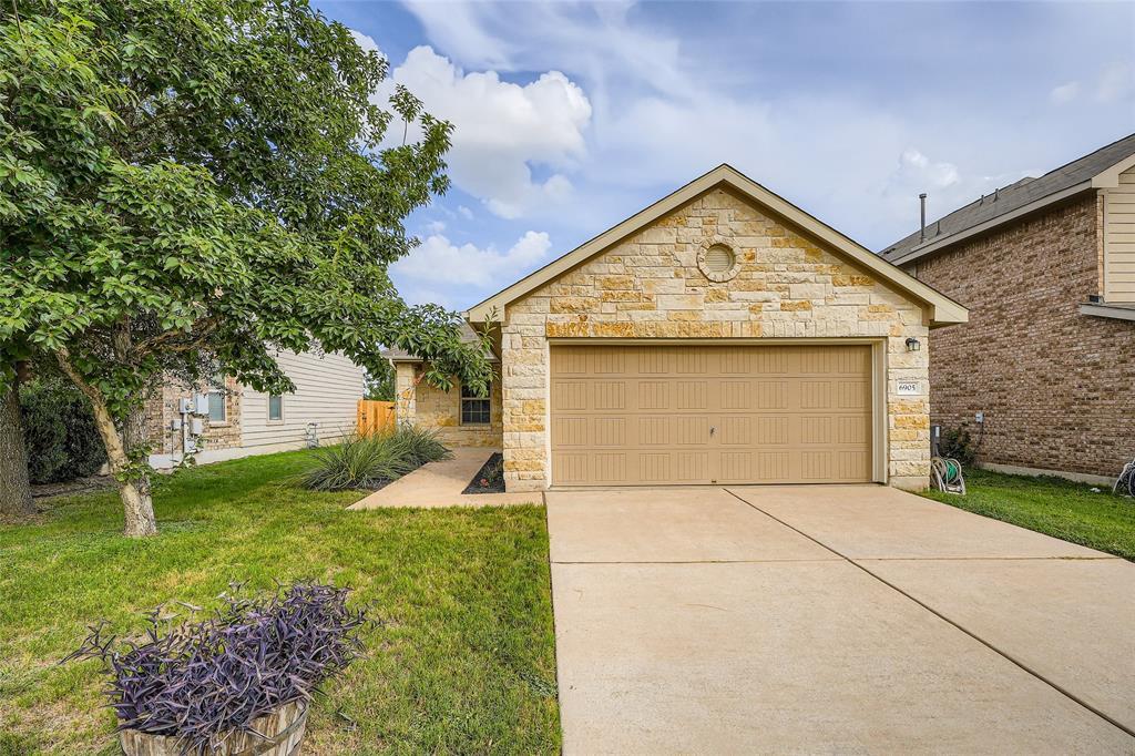 Foto principal - 6905 Crestone Rd