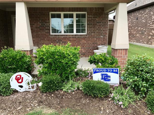 Building Photo - 616 England St