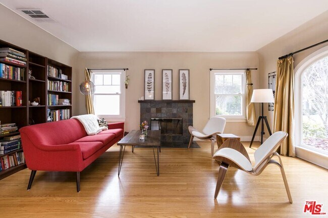 Foto del edificio - 2138 Overland Ave