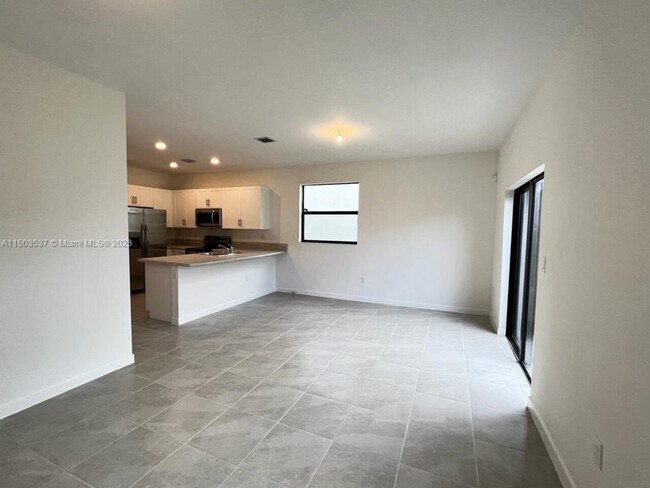Building Photo - 11933 SW 244 Lane # 11933