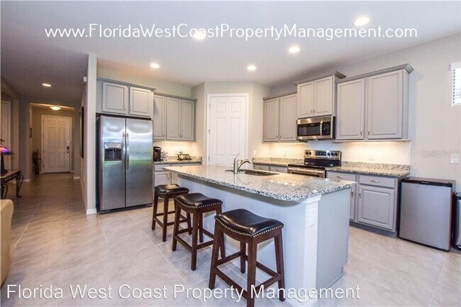 Building Photo - 4 br, 2 bath House - 11960 Blazing Star Dr