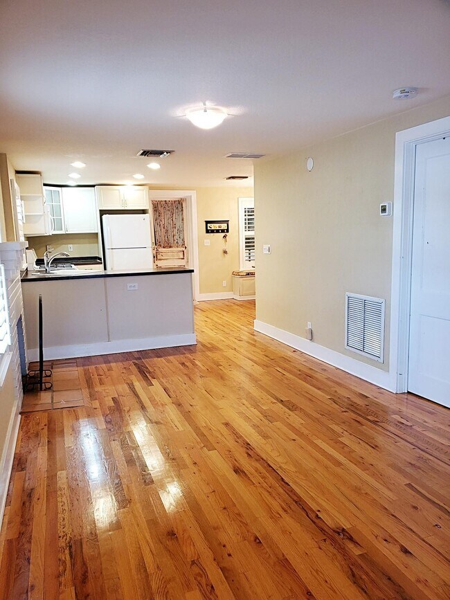 Foto del edificio - 128 N LStreet 1 Lake Worth Fl 33460