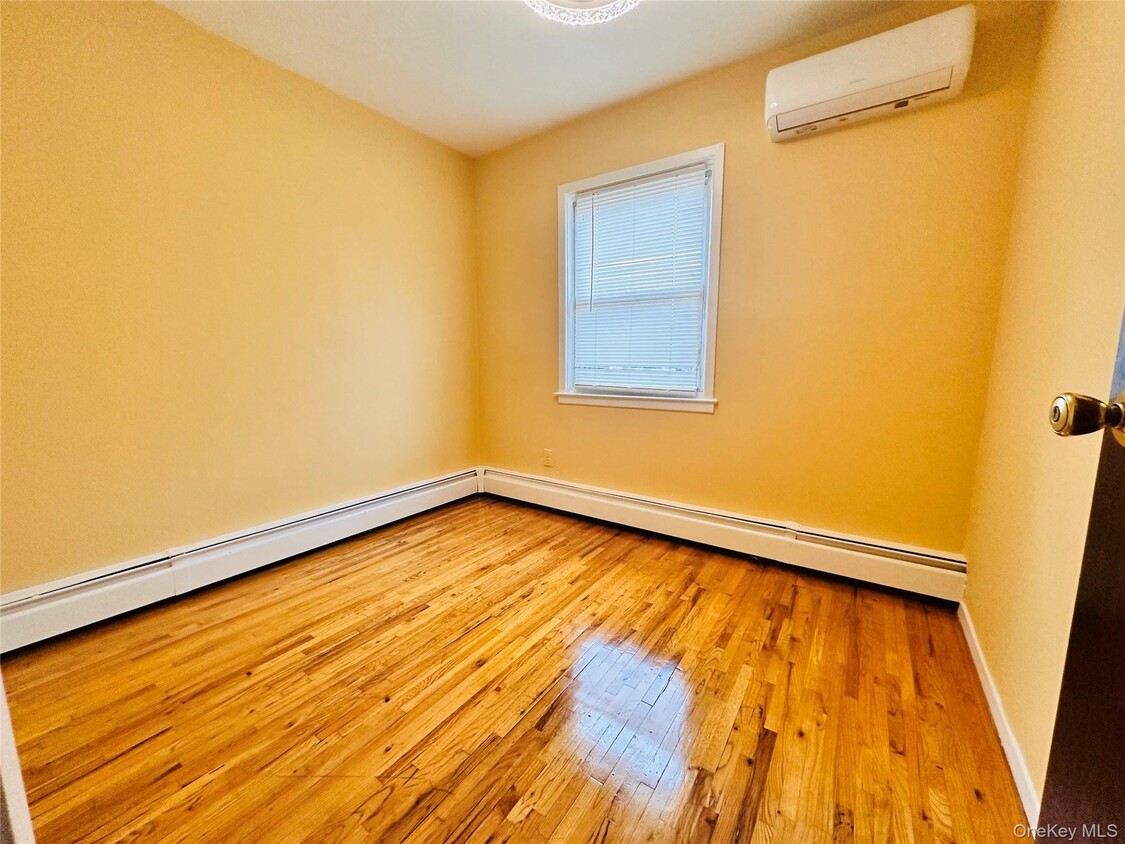 Foto principal - 150-06 35th Ave
