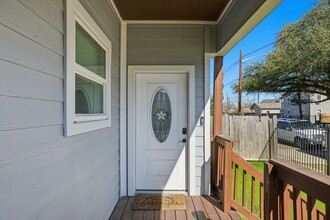 Building Photo - 1401 Sydnor St