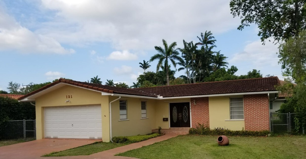 121 Navarre Dr, Miami Springs, FL 33166 House Rental in Miami Springs
