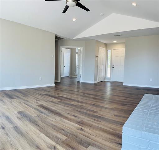 Building Photo - 241 Klutts Rd
