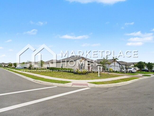 Building Photo - 5216 Senza Trl