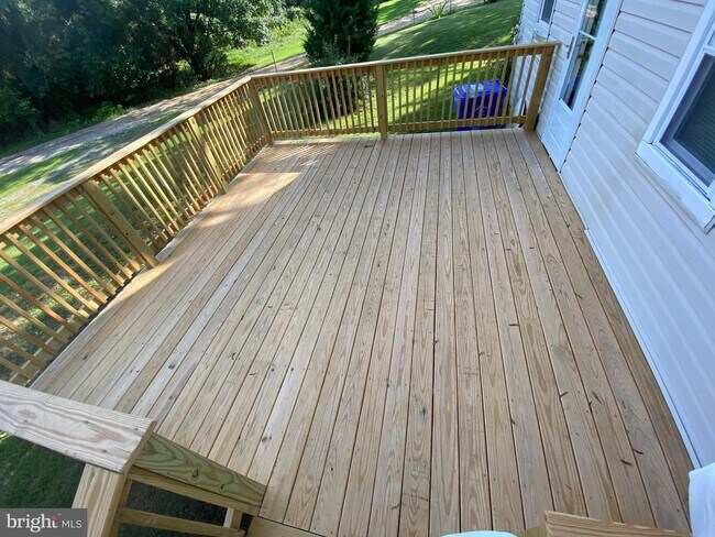 Building Photo - 2390 Davis Rd