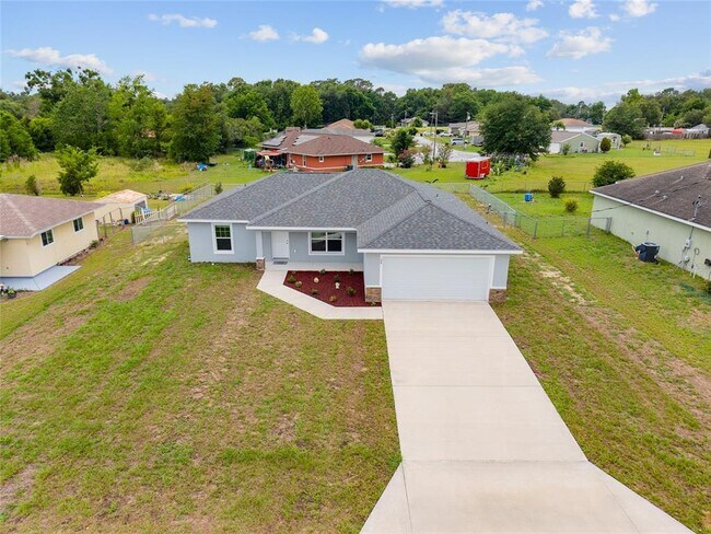 Building Photo - 28 Pine Trace Run