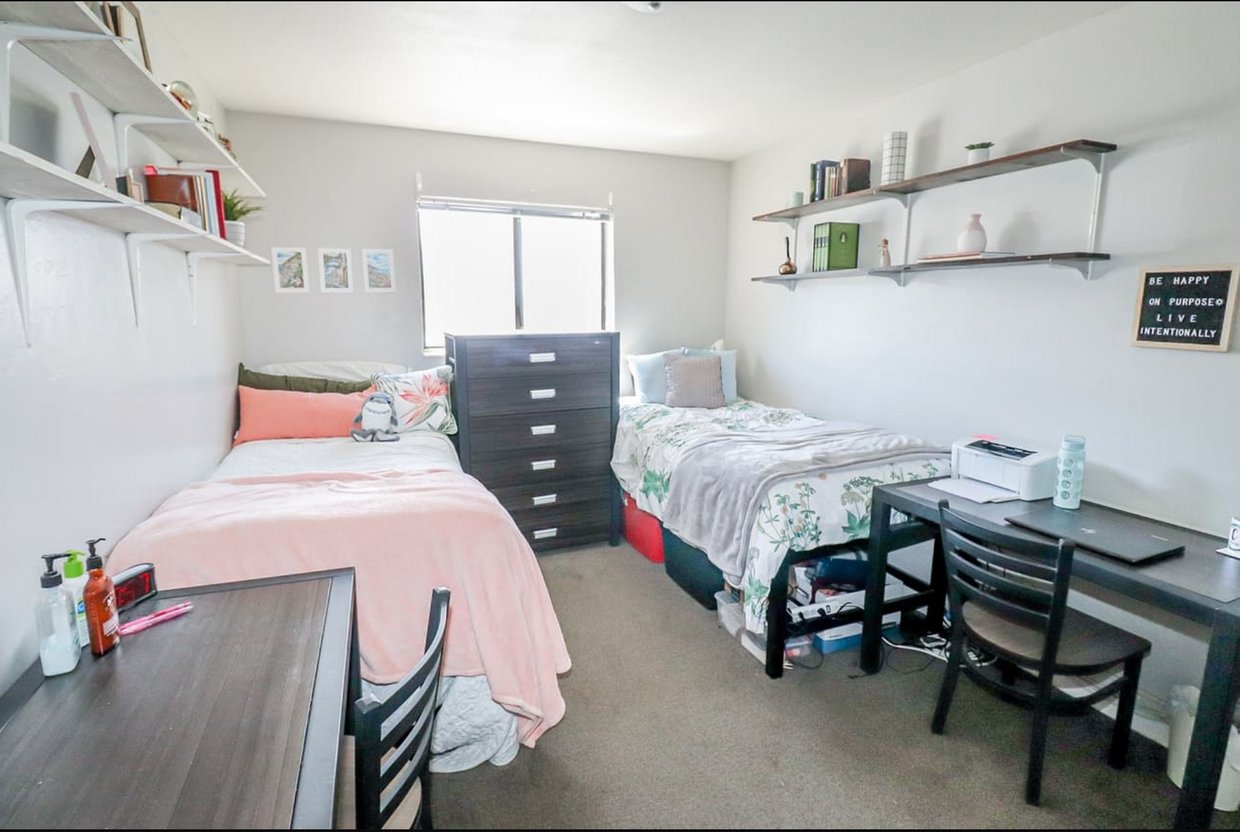 Foto principal - 43 E 700 N