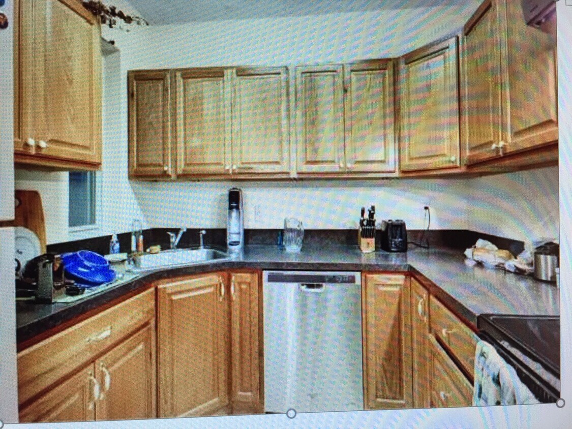 Primary Photo - 2801 N 2nd St
