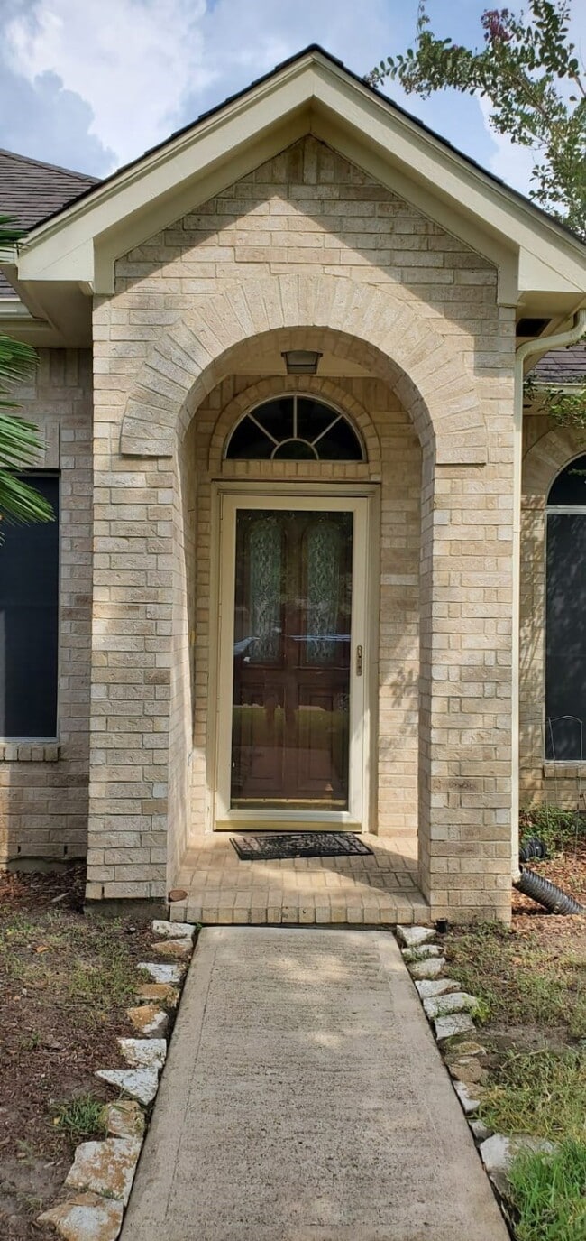 Building Photo - 7227 Colony Bend Ln