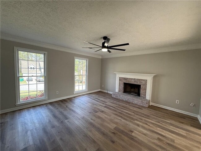 Foto del edificio - 979 Sugar Crossing Ln