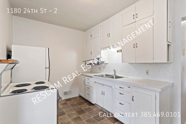 Building Photo - 1180 24th St