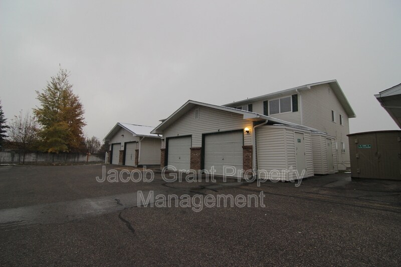 635 Hoopes Ave Unit 6, Idaho Falls, ID 83401 Condo for Rent in Idaho