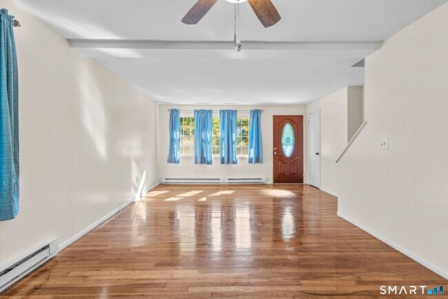 Foto del edificio - 675 Millville Ave