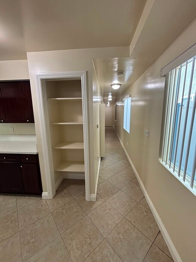 Foto del edificio - 9017 Avalon Blvd