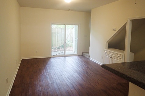 Foto del edificio - 5609 Moss Vine Pl