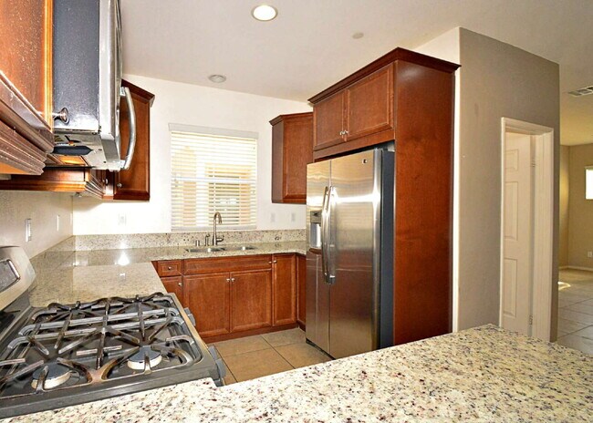 Foto del edificio - ** MOVE IN BONUS of $500.00 ** (If an agreement is signed by March 31st 2026) "Charming 3 Bed, 2....
