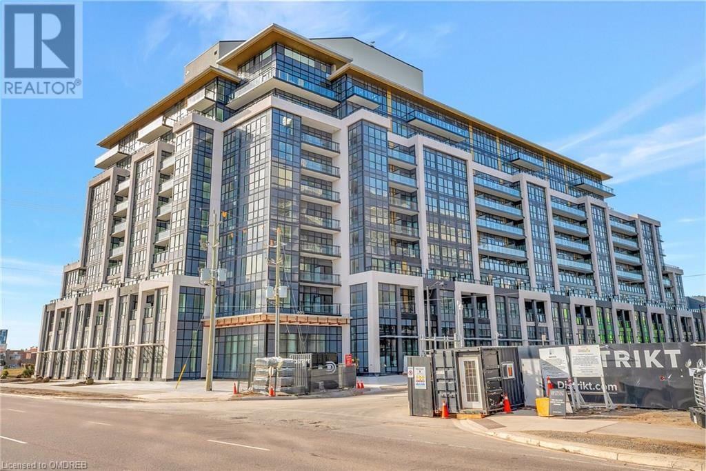 405 Dundas St W, Oakville, ON L6M 4M2 House for Rent in Oakville, ON