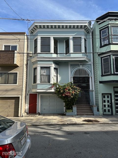 Foto principal - 3 br, 1 bath Duplex - 269 San Carlos Street