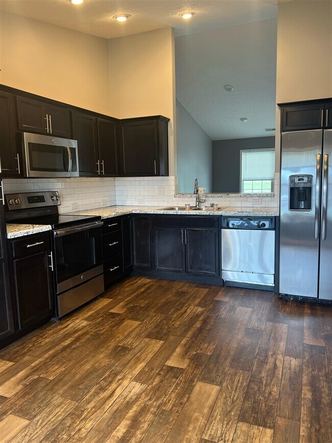 Building Photo - 5487 Hackberry Wy
