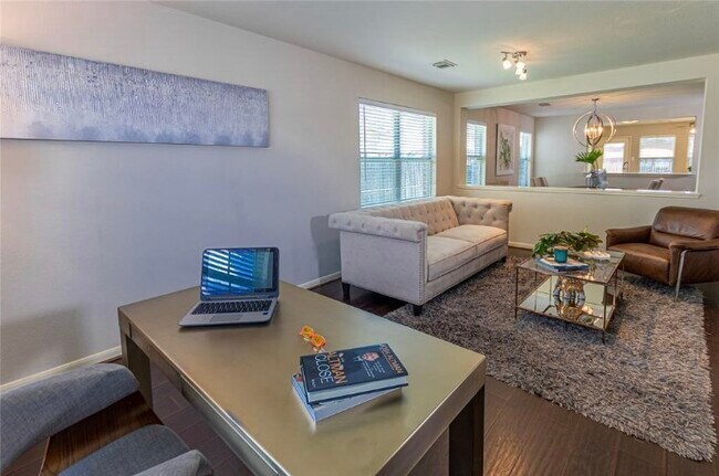 Foto del edificio - 2118 Gable Hollow Ln