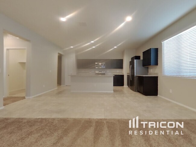 Foto del edificio - 31043 W Mitchell Dr