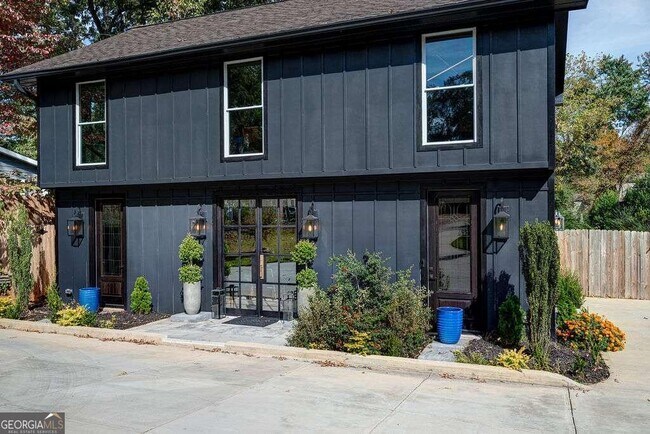 Foto del edificio - 2824 Tupelo St SE