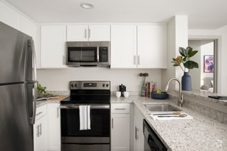 Interior Photo - Avana Cliffside